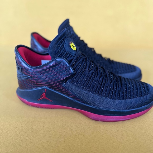 Air Jordan XXXII Low Black/ Gym Red-Tour Yellow Size 13 - Picture 3 of 8
